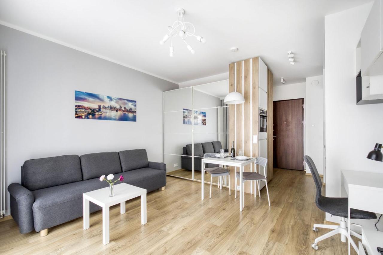 Apartament Night Menica