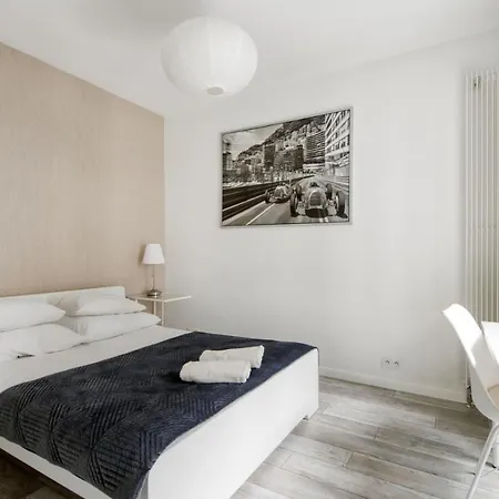 Warsaw Night Apartments Menica Residence Екстер'єр фото