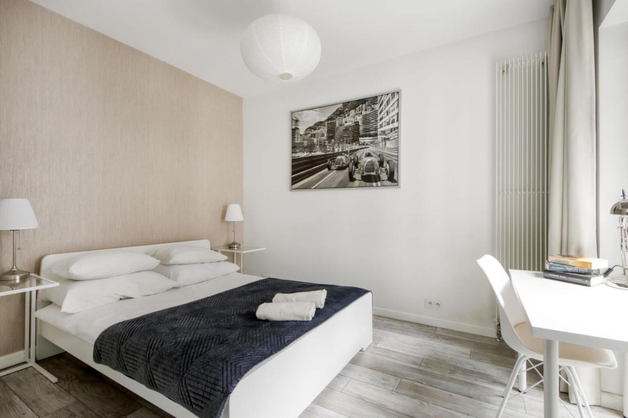 Apartment Night Menica Warschau